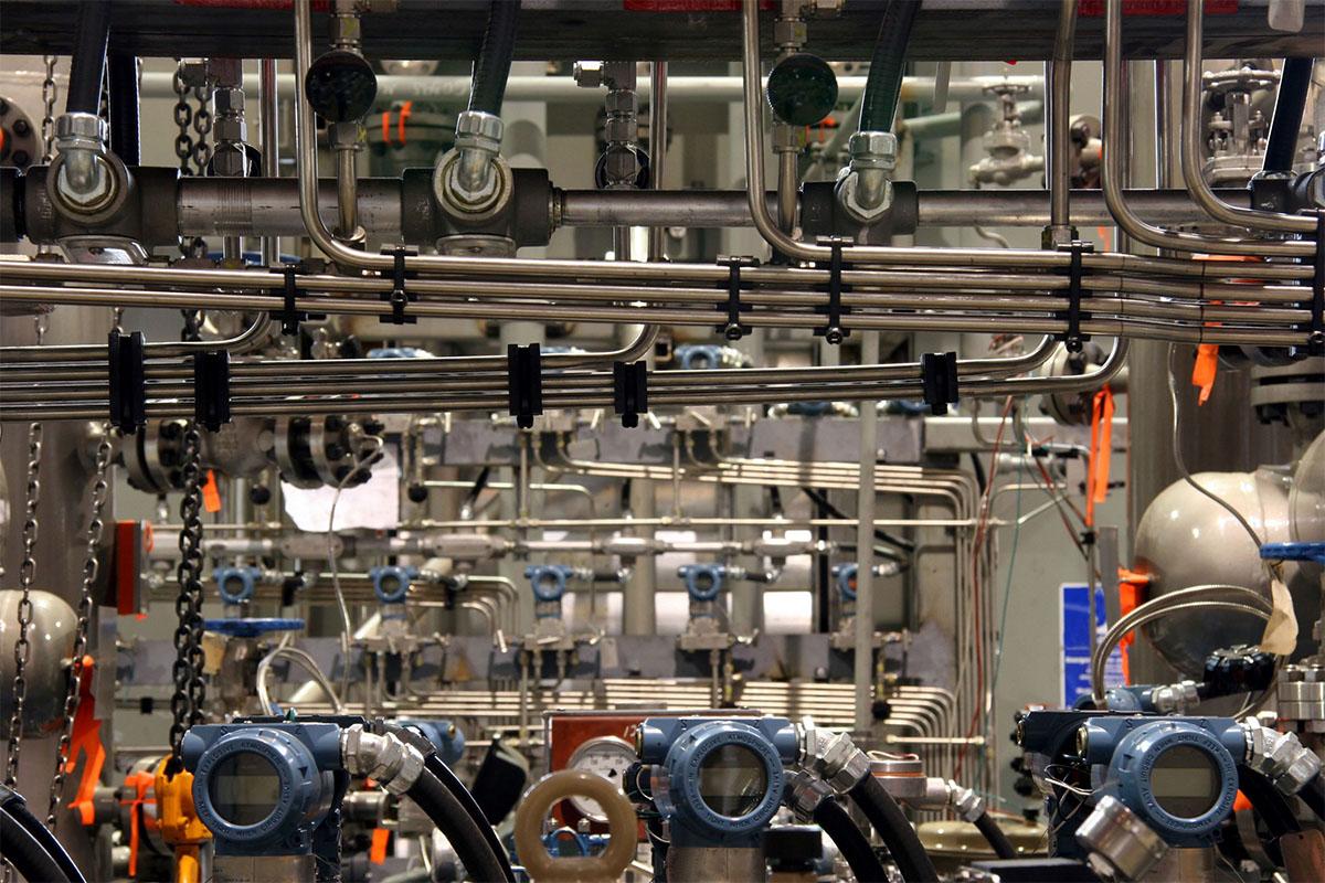 Optimizing Industrial Gas Management with Parker Instrumentation’s Advanced Valves and Regulators